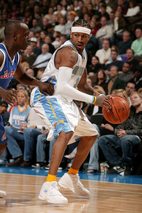 路上陷入困 路上陷入困